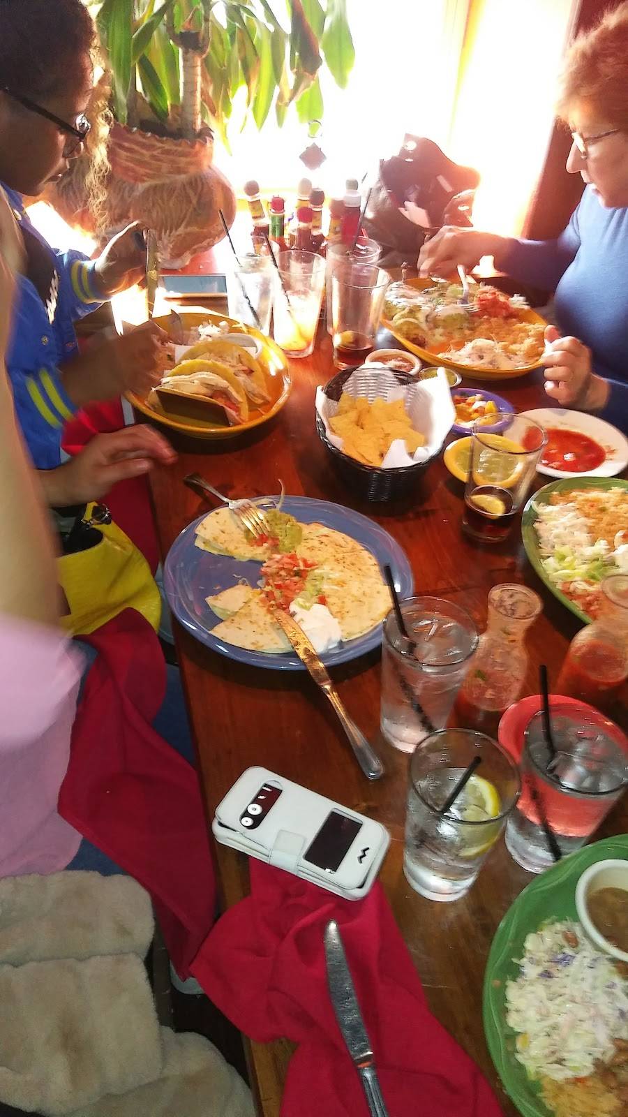 Rio Bravo Tacos & Tequila | restaurant | 1879 Palmer Ave, Larchmont, NY 10538, USA | 9143411546 OR +1 914-341-1546