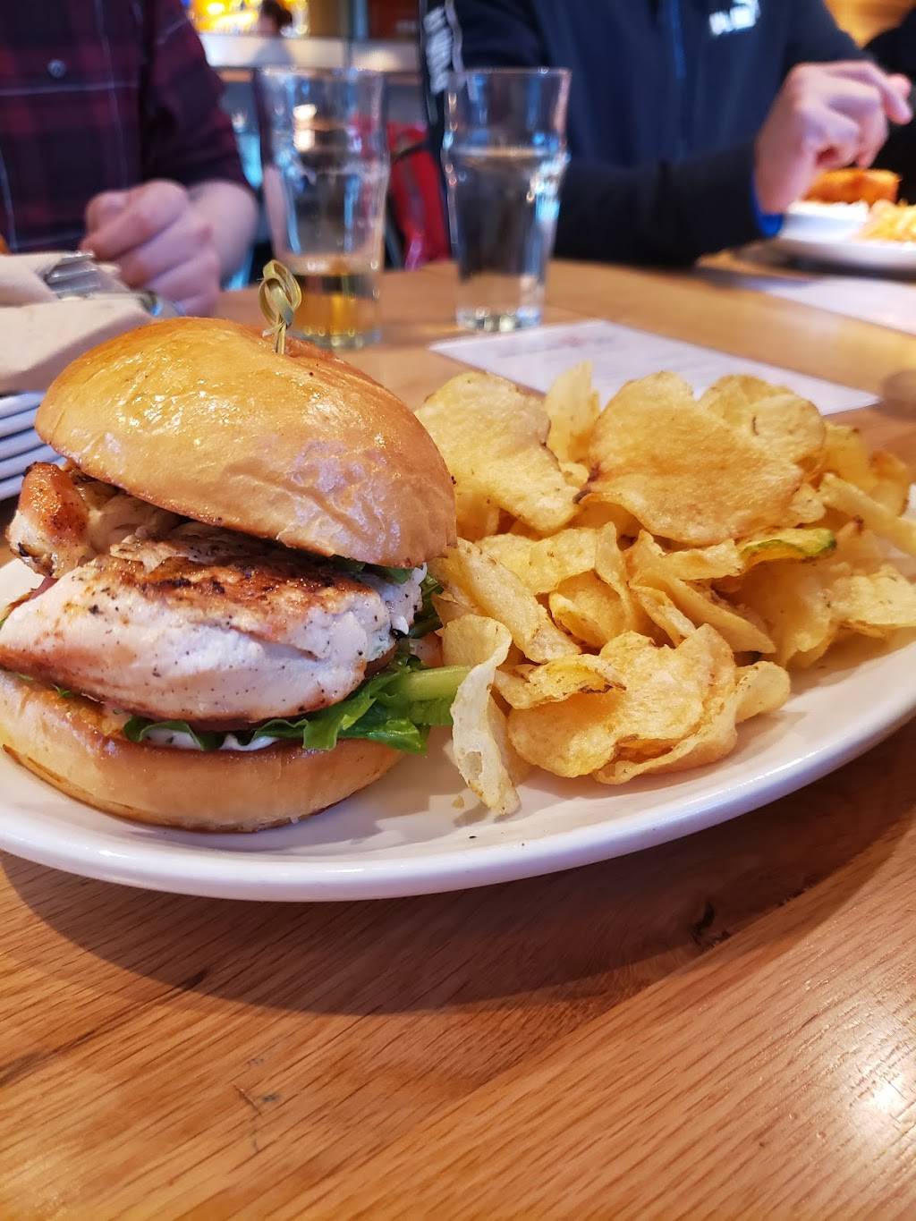 Next Door American Eatery | restaurant | 1232 S Hover St Suite C-400, Longmont, CO 80501, USA | 3033259690 OR +1 303-325-9690