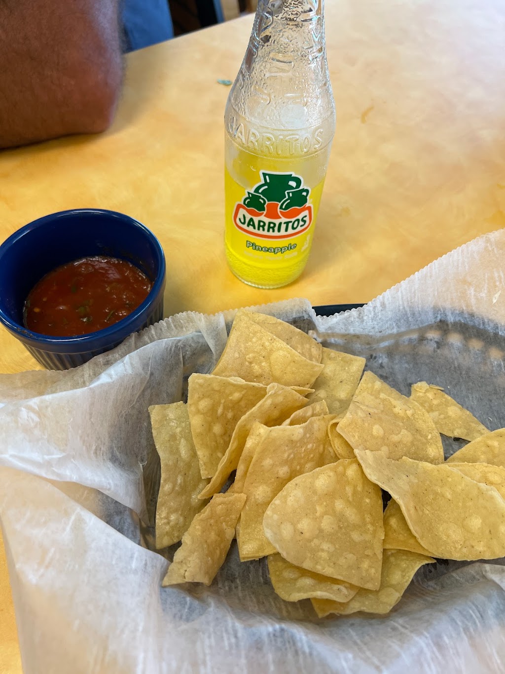 EL BARRIO RESTAURANT & TAQUERIA | restaurant | 2994 W New Haven Ave W, Melbourne, FL 32904, USA | 3213278034 OR +1 321-327-8034