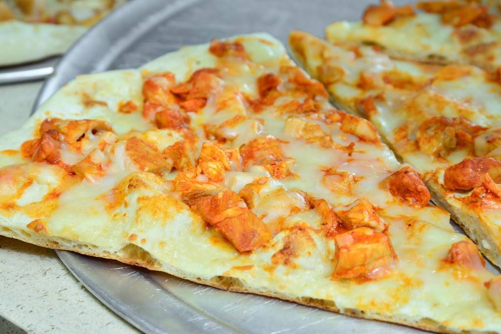 Dom & Vinnies Pizzeria | restaurant | 1032, 1165 Knollwood Rd, White Plains, NY 10603, USA | 9145927643 OR +1 914-592-7643