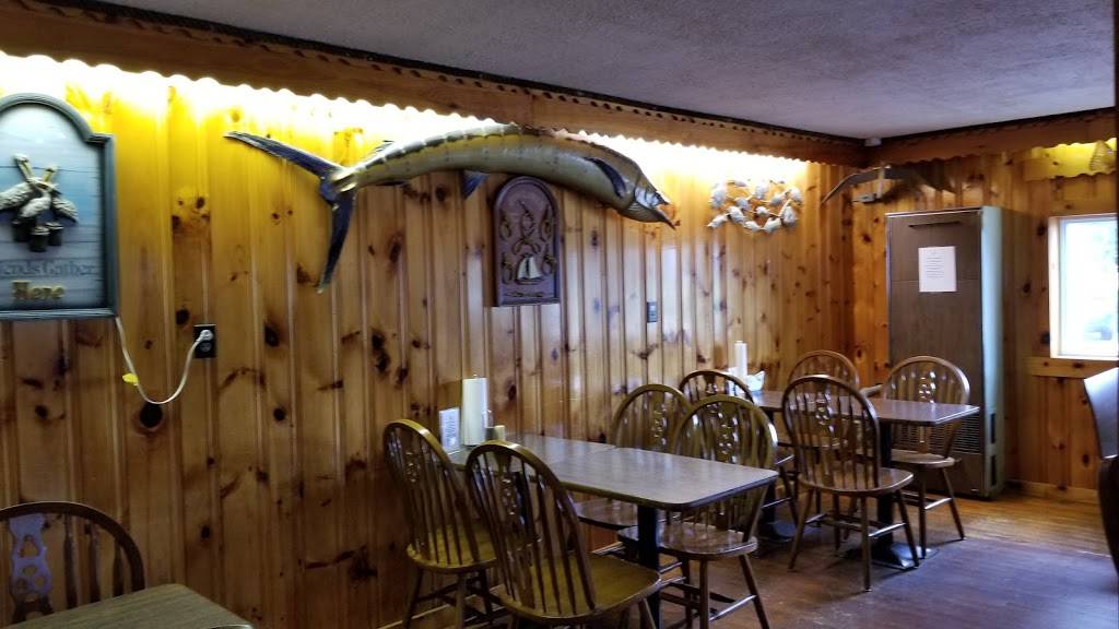 Lenas Seafood | restaurant | 131 Rabbit Rd, Salisbury, MA 01952, USA | 9784658572 OR +1 978-465-8572