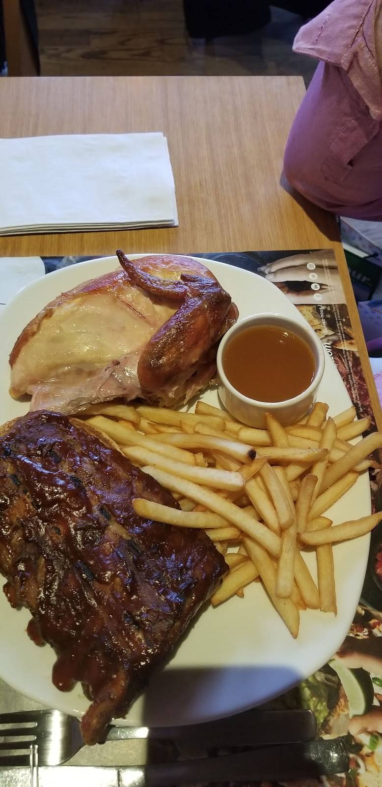 St-Hubert | restaurant | 1415 Boulevard Moody, Terrebonne, QC J6X 4C8, Canada | 5143855555 OR +1 514-385-5555