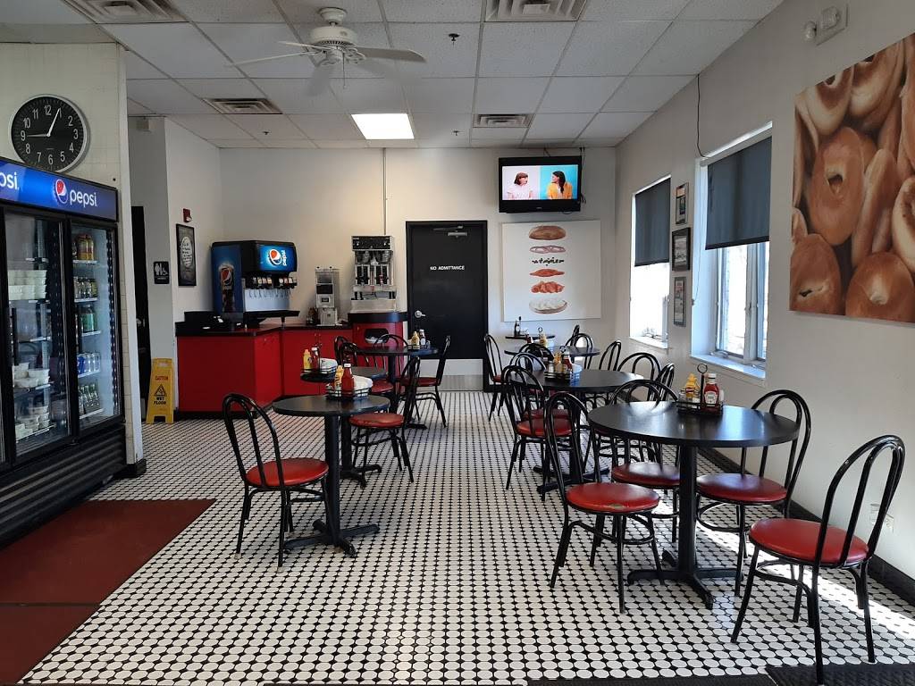 Chicago Bagel & Bialy | bakery | 260 S Milwaukee Ave, Wheeling, IL 60090, USA | 8474599009 OR +1 847-459-9009