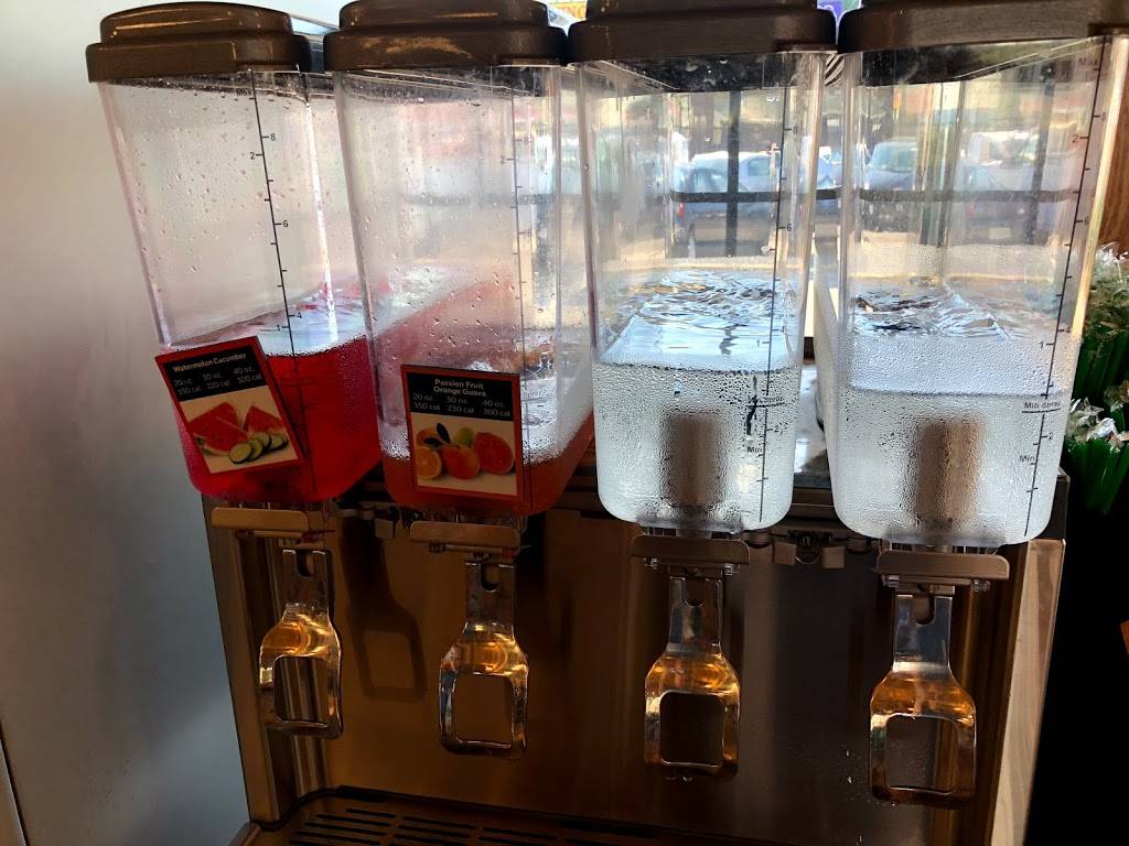 Subway | restaurant | 296 St John St, Portland, ME 04102, USA | 2077756565 OR +1 207-775-6565