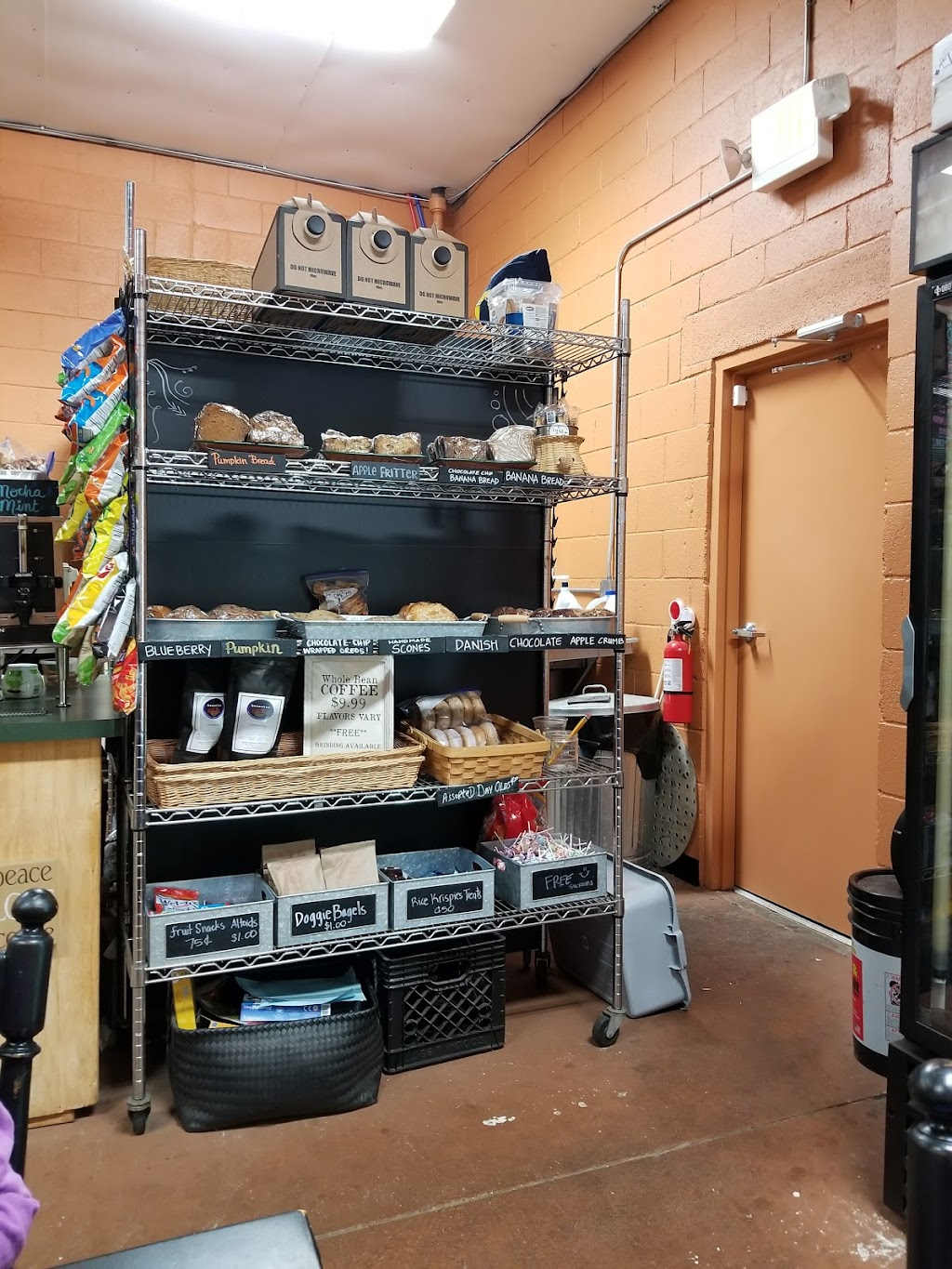 Blazing Bagels | bakery | 510 W Commerce Rd, Commerce Charter Twp, MI 48382, USA | 2483667100 OR +1 248-366-7100