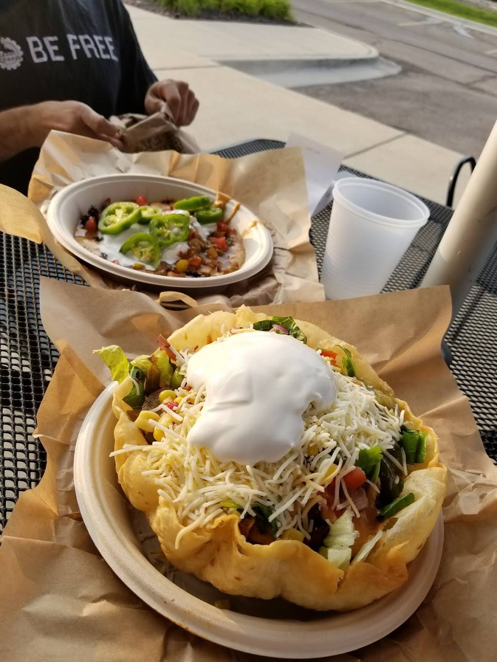 QDOBA Mexican Eats | restaurant | 30758 Telegraph Rd, Bingham Farms, MI 48025, USA | 2485943349 OR +1 248-594-3349