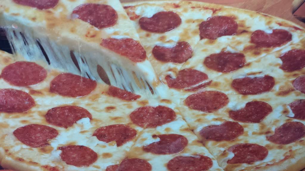 Little Caesars Pizza | meal takeaway | 441 N Vincent Ave, Covina, CA 91722, USA | 6269622267 OR +1 626-962-2267