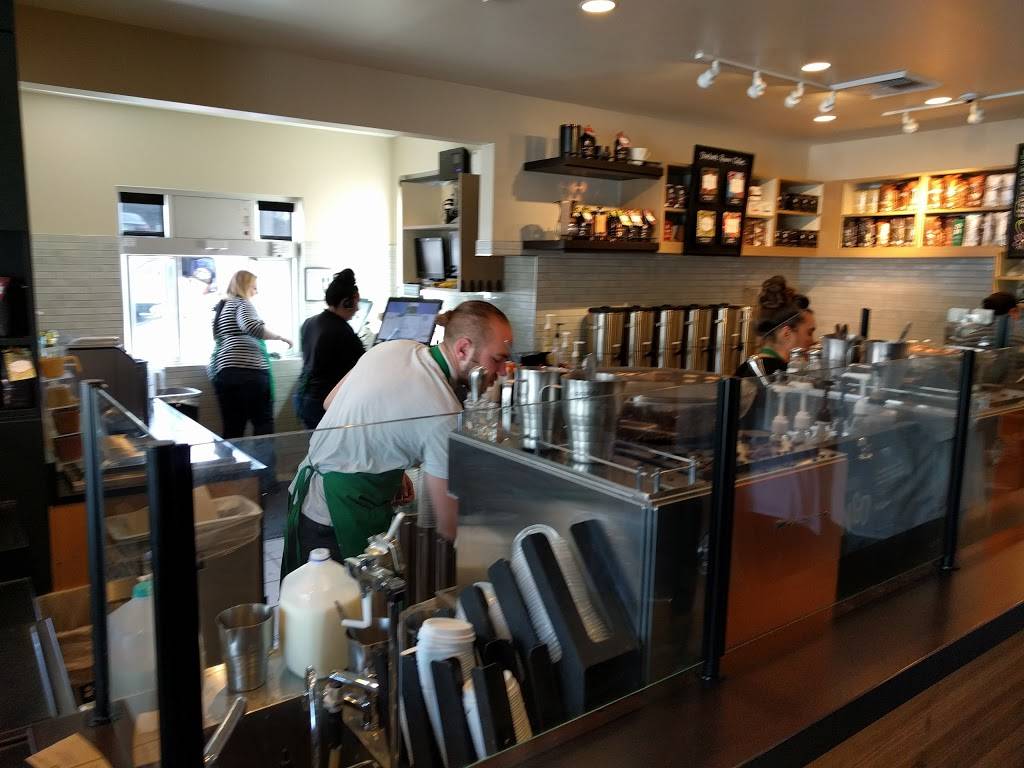 Starbucks | cafe | 34050 Yucaipa Blvd #200, Yucaipa, CA 92399, USA | 9097977224 OR +1 909-797-7224