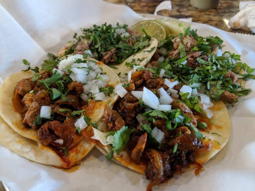 La Hacienda Taqueria | restaurant | 2615 Nolensville Pike, Nashville, TN 37211, USA | 6152566142 OR +1 615-256-6142