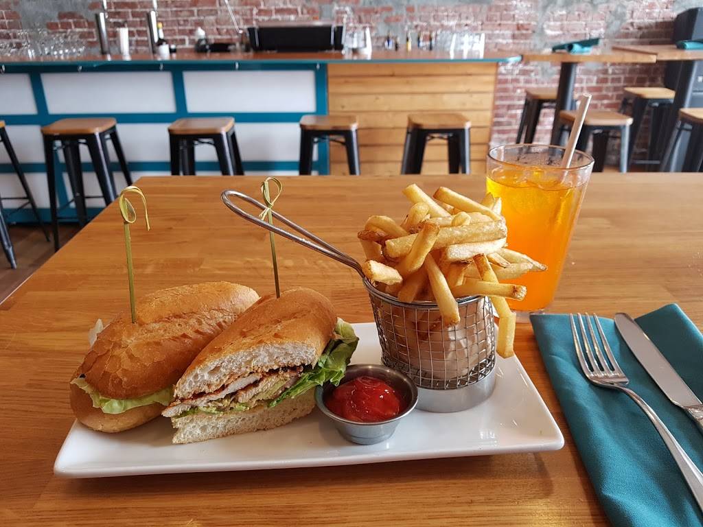 Surfside Venice | restaurant | 23 Windward Ave, Venice, CA 90291, USA | 4242567894 OR +1 424-256-7894