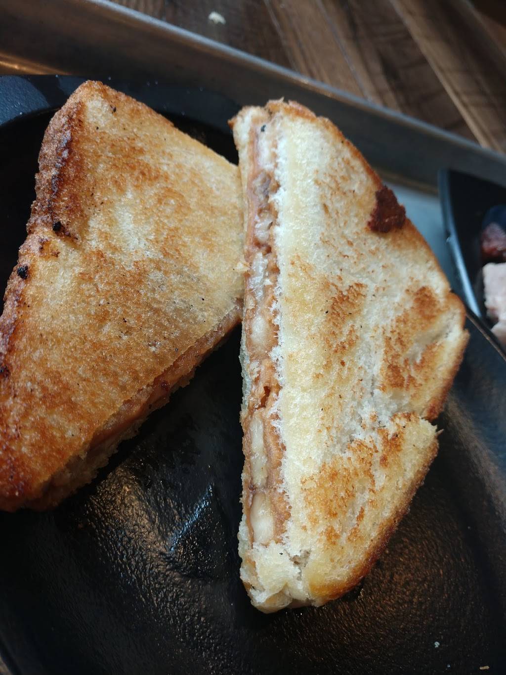 Vernons Smokehouse | restaurant | 1126 Craft Rd, Memphis, TN 38116, USA | 9013323322 OR +1 901-332-3322