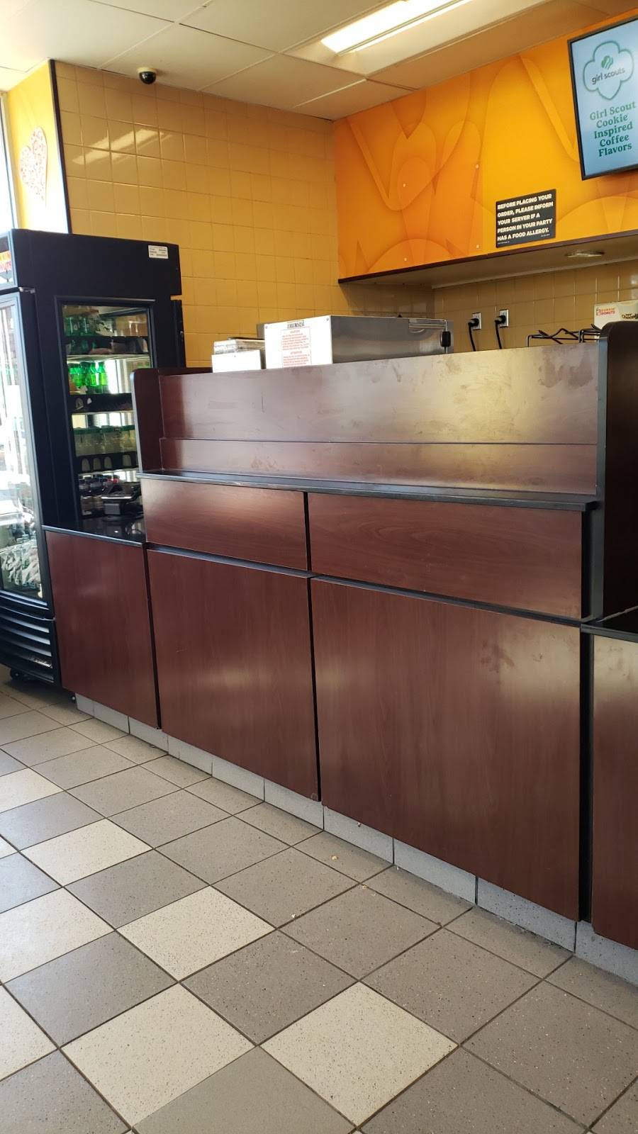 Dunkin | bakery | 456 Blue Hill Avenue, Dorchester, MA 02121, USA | 6174429889 OR +1 617-442-9889