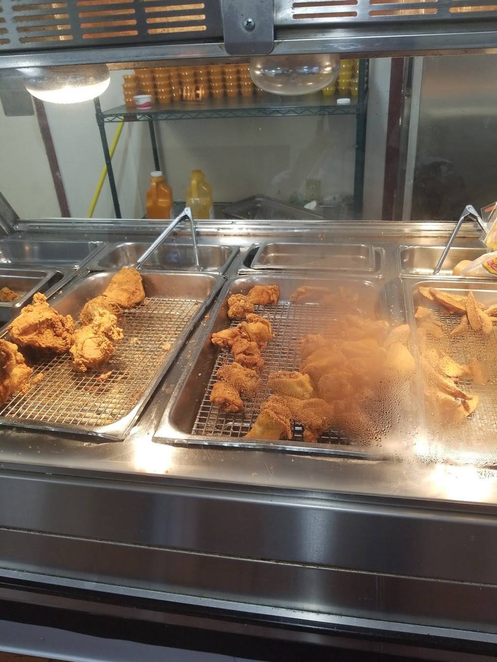 Mountain Fried Chicken | restaurant | 6409 Sessions Ct, Clemmons, NC 27012, USA | 3367129311 OR +1 336-712-9311