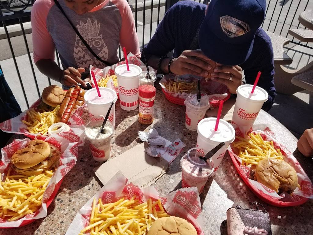 Freddys Frozen Custard & Steakburgers | restaurant | 1264 Interquest Pkwy, Colorado Springs, CO 80921, USA | 7192666878 OR +1 719-266-6878