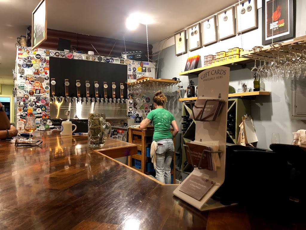 Garden Grove Brewing and Urban Winery | restaurant | 3445 W Cary St, Richmond, VA 23221, USA | 8049186158 OR +1 804-918-6158