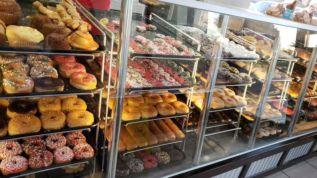 Winchells | cafe | 17030 Magnolia St, Fountain Valley, CA 92708, USA | 7148471955 OR +1 714-847-1955