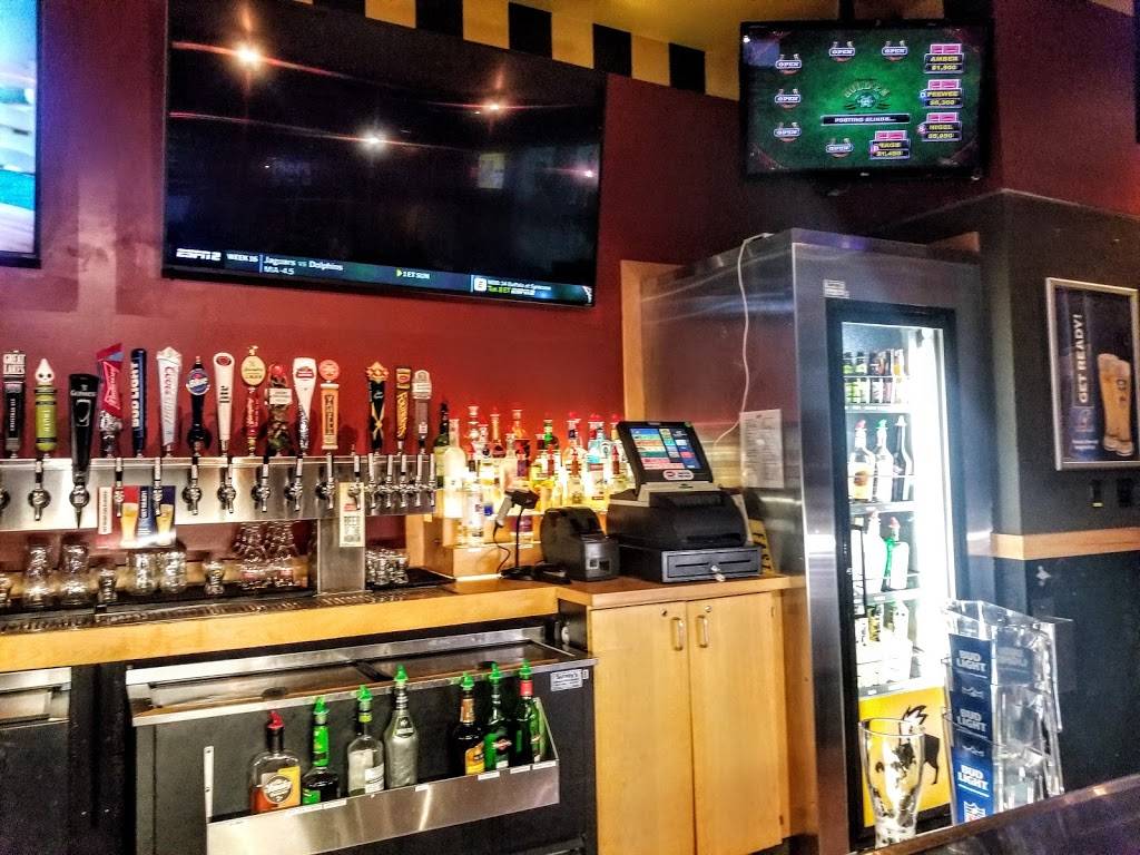 Buffalo Wild Wings | restaurant | 814 Crossings Rd, Sandusky, OH 44870, USA | 4196249464 OR +1 419-624-9464