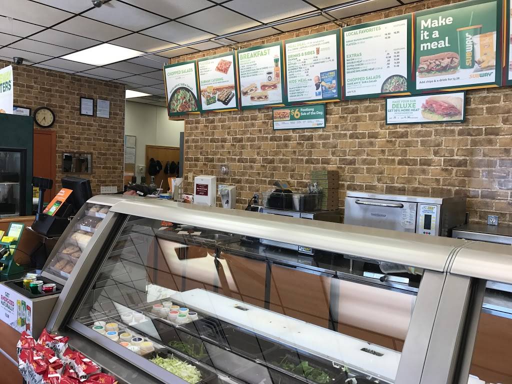 Subway | restaurant | 330 Greater Butler Mart, Butler, PA 16001, USA | 7242834900 OR +1 724-283-4900