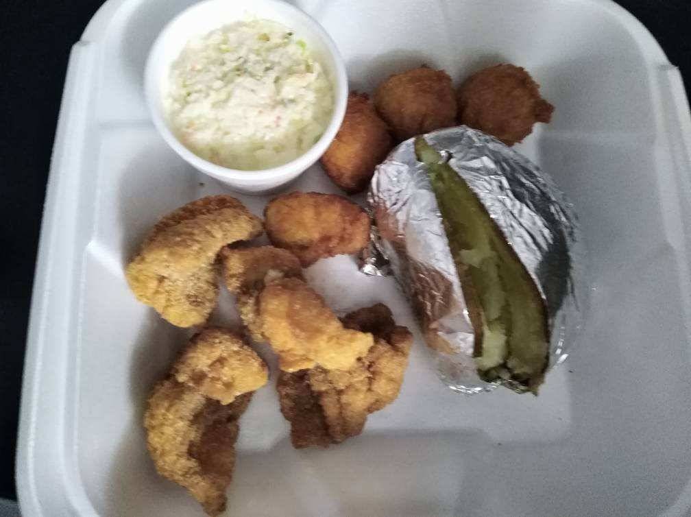 Catfish Cabin II | restaurant | 906 US Hwy 72 E, Athens, AL 35611, USA | 2562330803 OR +1 256-233-0803