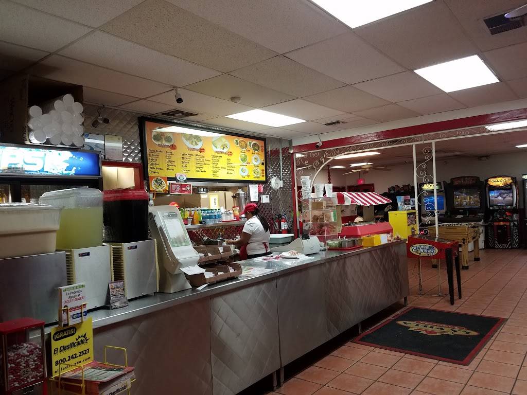 La Villa Taqueria | restaurant | 4001 Niles St #4600, Bakersfield, CA 93306, USA | 6613636024 OR +1 661-363-6024