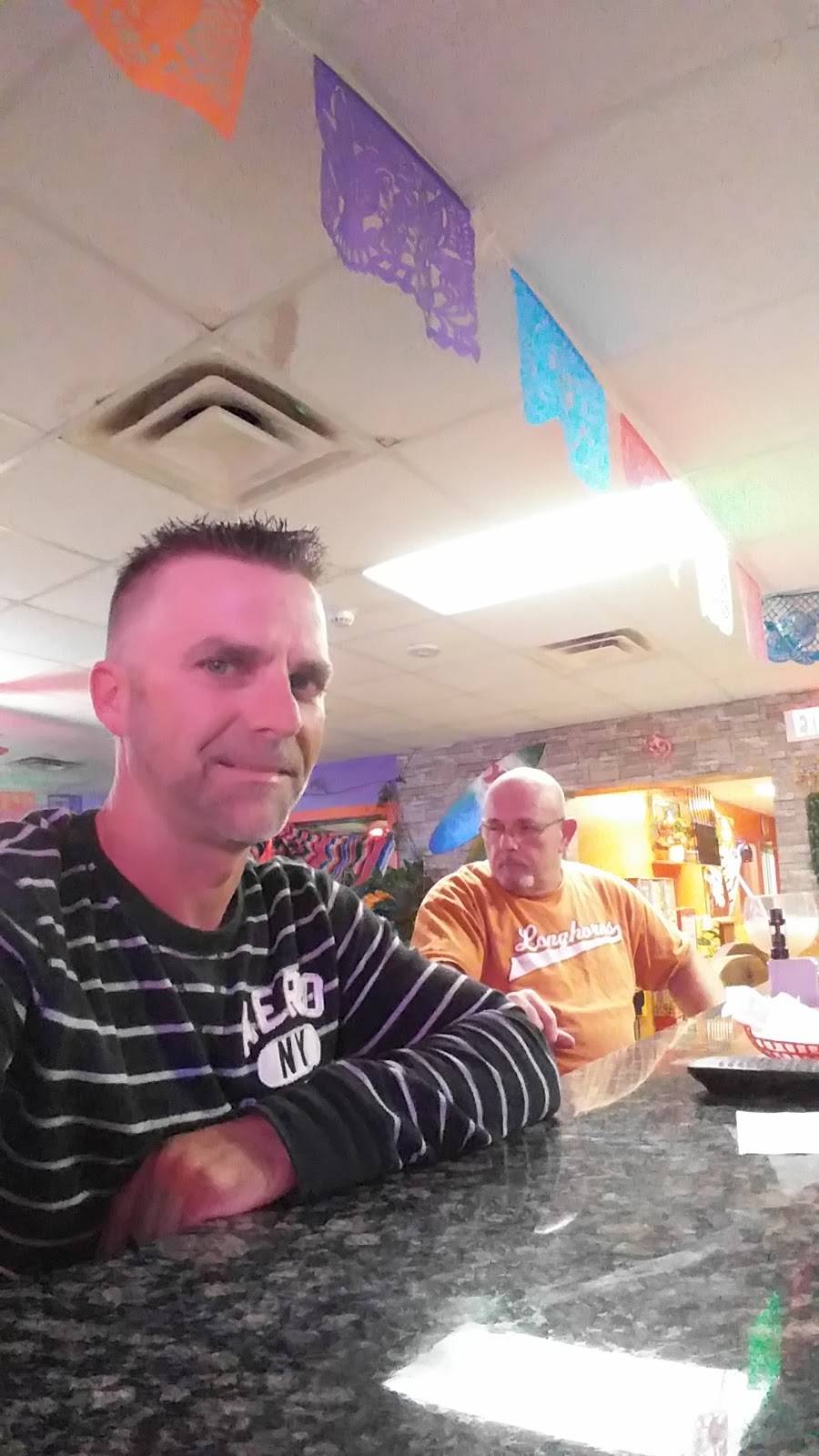 Two Amigos Mexican Restaurant | restaurant | 2308 Lutcher Dr, Orange, TX 77632, USA | 4096709899 OR +1 409-670-9899