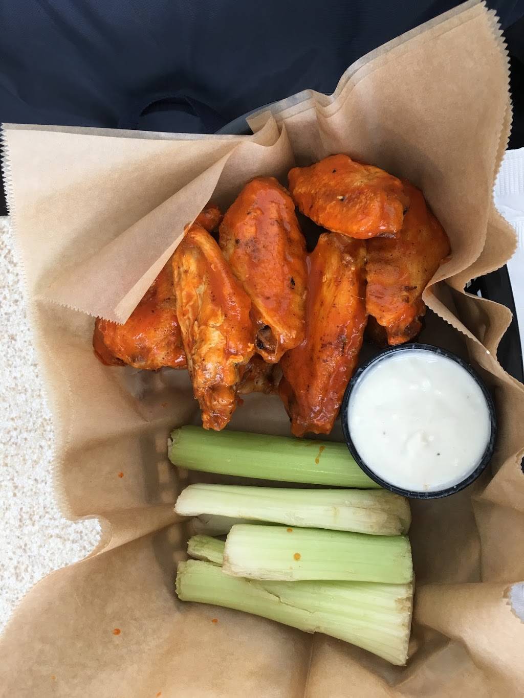 Johnny Rivers Grille and Market | restaurant | Orlando International Airport, Orlando, FL 32827, USA | 4078256688 OR +1 407-825-6688