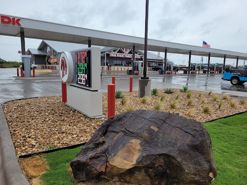 Iron Horse Travel Center | restaurant | 9405 I-20 EXIT, 270, Merkel, TX 79536, USA | 3253130005 OR +1 325-313-0005