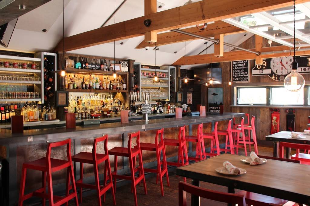 Moxie | restaurant | 52 Wall St, Madison, CT 06443, USA | 2034216963 OR +1 203-421-6963