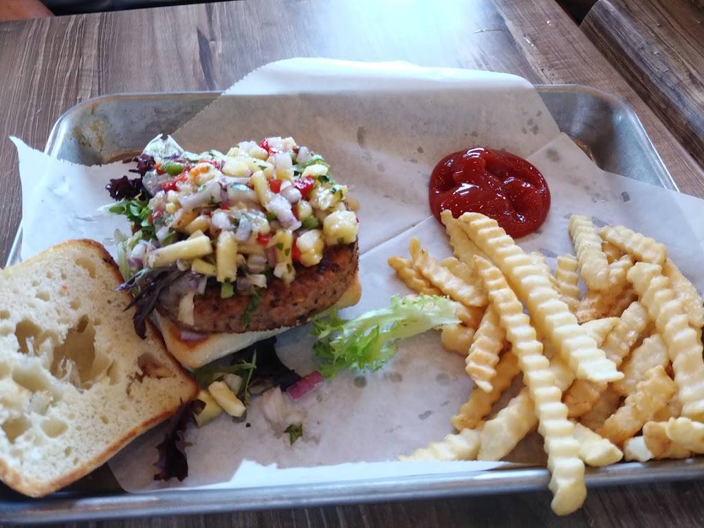 Tortugas Florida Kitchen & Bar | restaurant | 608 S Ocean Shore Blvd, Flagler Beach, FL 32136, USA | 3864390098 OR +1 386-439-0098