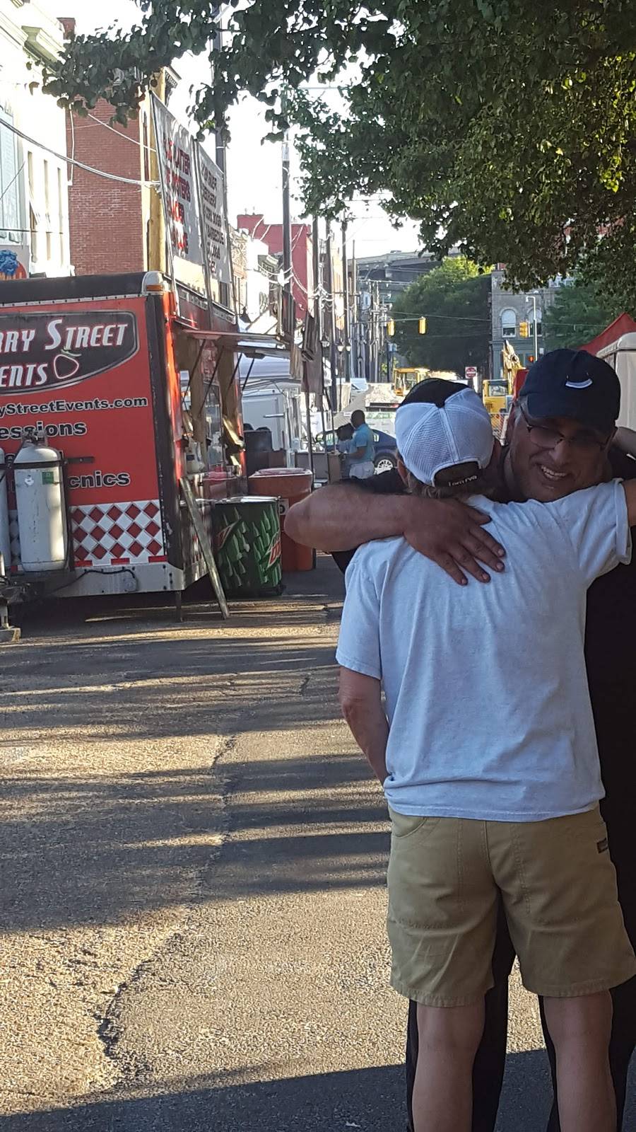 East Villa Restaurant | restaurant | 1900 E Main St, Richmond, VA 23223, USA | 8046440961 OR +1 804-644-0961