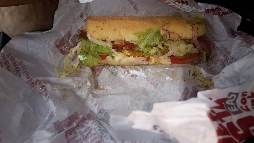 Penn Station East Coast Subs | meal takeaway | 10065 E Washington St, Indianapolis, IN 46229, USA | 3178977366 OR +1 317-897-7366