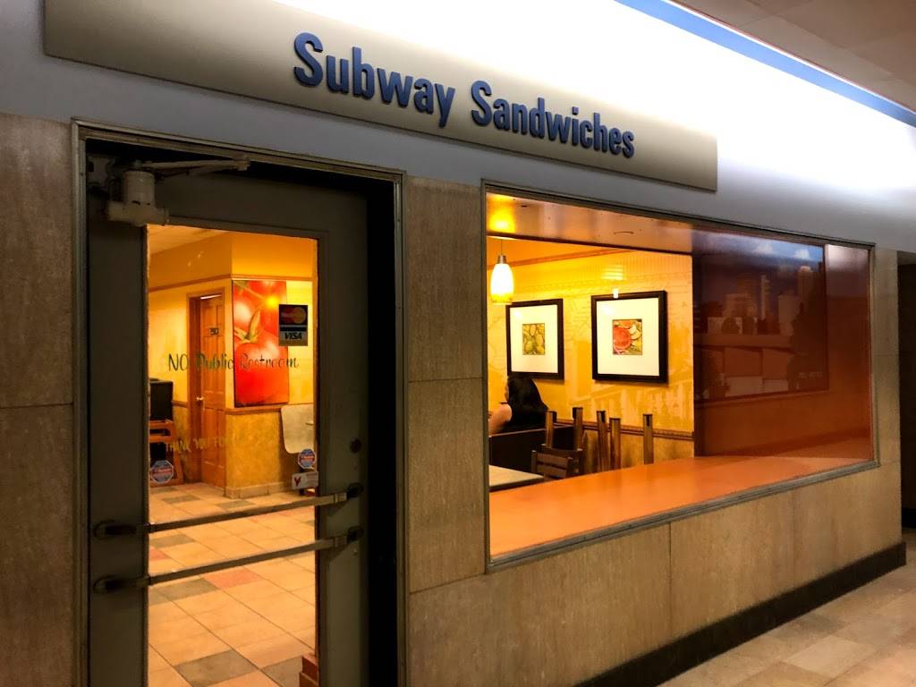 Subway | restaurant | 125 N Ludlow St, Dayton, OH 45402, USA | 9374430761 OR +1 937-443-0761