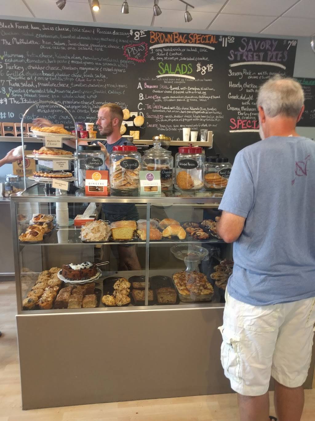 Connies Bakery | bakery | Aquarium Mall, 205 Commercial St, Provincetown, MA 02657, USA | 5084872167 OR +1 508-487-2167