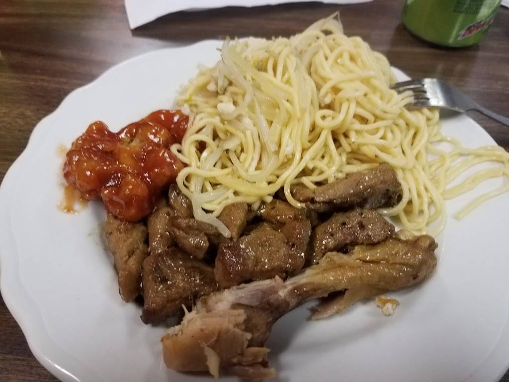 Leos Chow Mein | restaurant | 1059 Hudson Rd, St Paul, MN 55106, USA | 6517710305 OR +1 651-771-0305