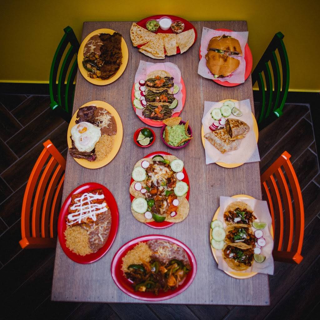 Carmelos Taco Place | restaurant | 2746 W 59th St, Chicago, IL 60629, USA | 7739126808 OR +1 773-912-6808