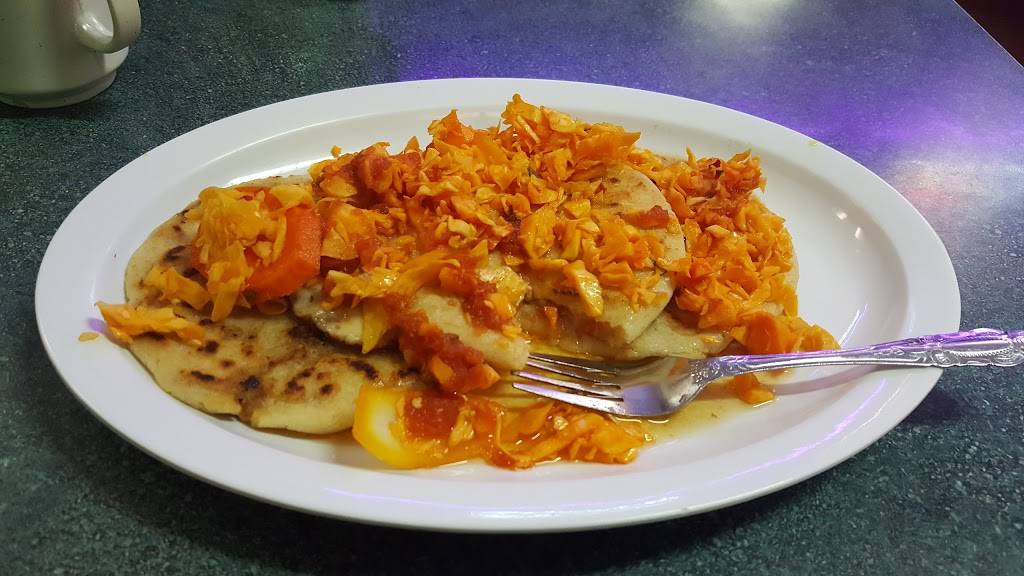 Pupuseria Don Carlos Village | restaurant | 2046 Pico Blvd, Los Angeles, CA 90006, USA | 2133821326 OR +1 213-382-1326