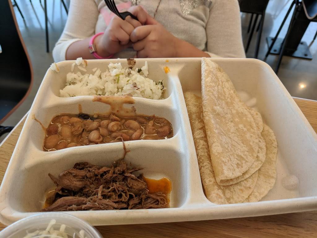 Chipotle Mexican Grill | restaurant | 1988 E Main St # Us250, Ashland, OH 44805, USA | 4192078445 OR +1 419-207-8445