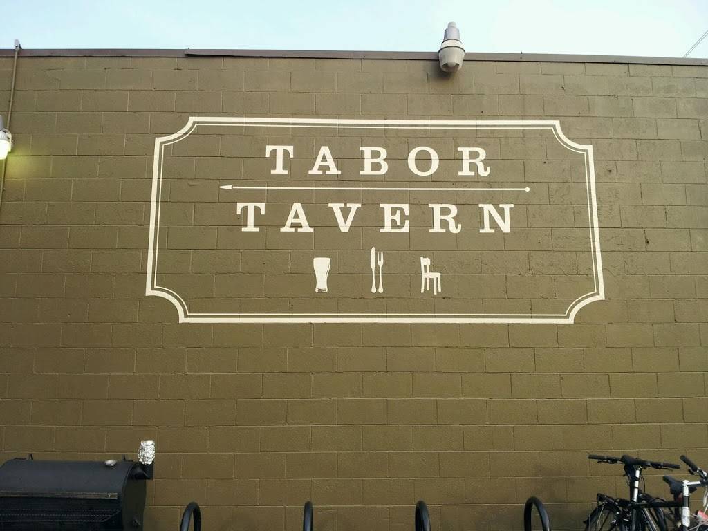 Tabor Tavern | restaurant | 5325 E Burnside St, Portland, OR 97215, USA | 5032083544 OR +1 503-208-3544