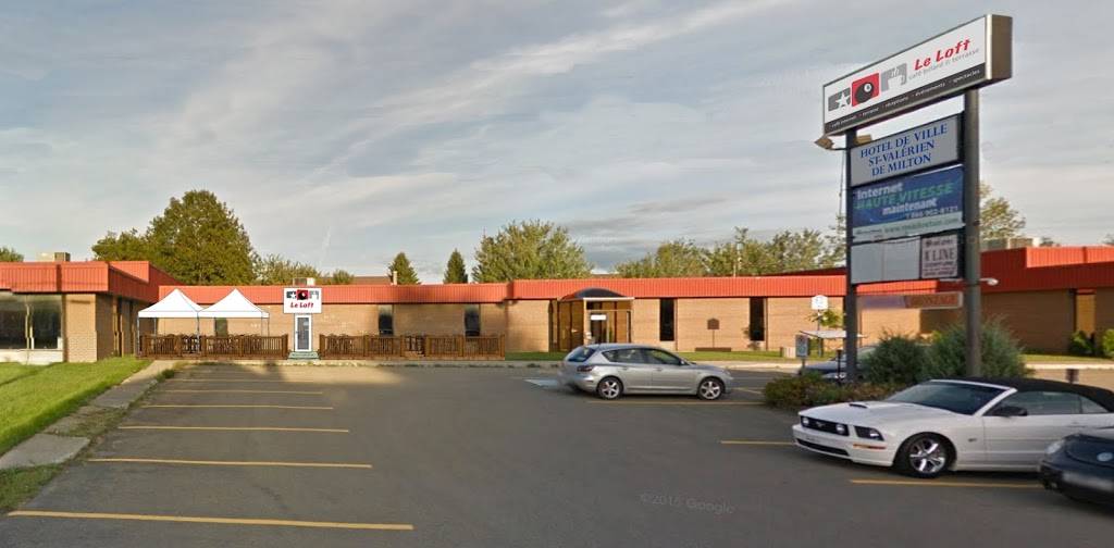 Le Loft - Café billard & spectacles | restaurant | 962 Chemin de Milton, Saint-Valérien-de-Milton, QC J0H 2B0, Canada | 4505493698 OR +1 450-549-3698