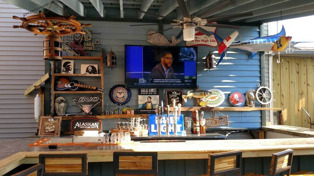 Local Taverns Fish Bar | restaurant | 11 Chester St, Painesville, OH 44077, USA | 4405519155 OR +1 440-551-9155