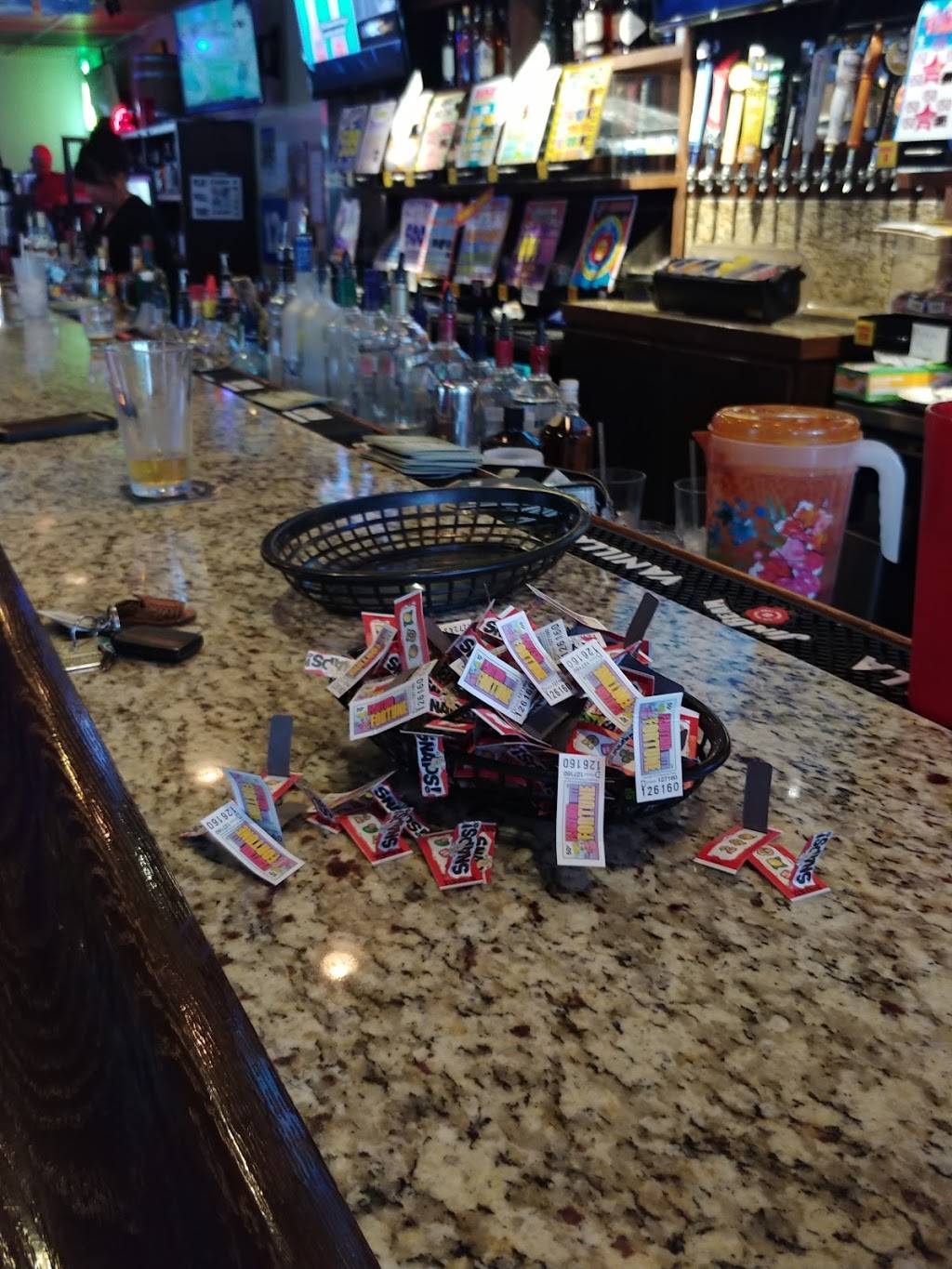 Kricketts Bar & Grill | restaurant | 14422 Pacific Ave S, Tacoma, WA 98444, USA | 2535311970 OR +1 253-531-1970