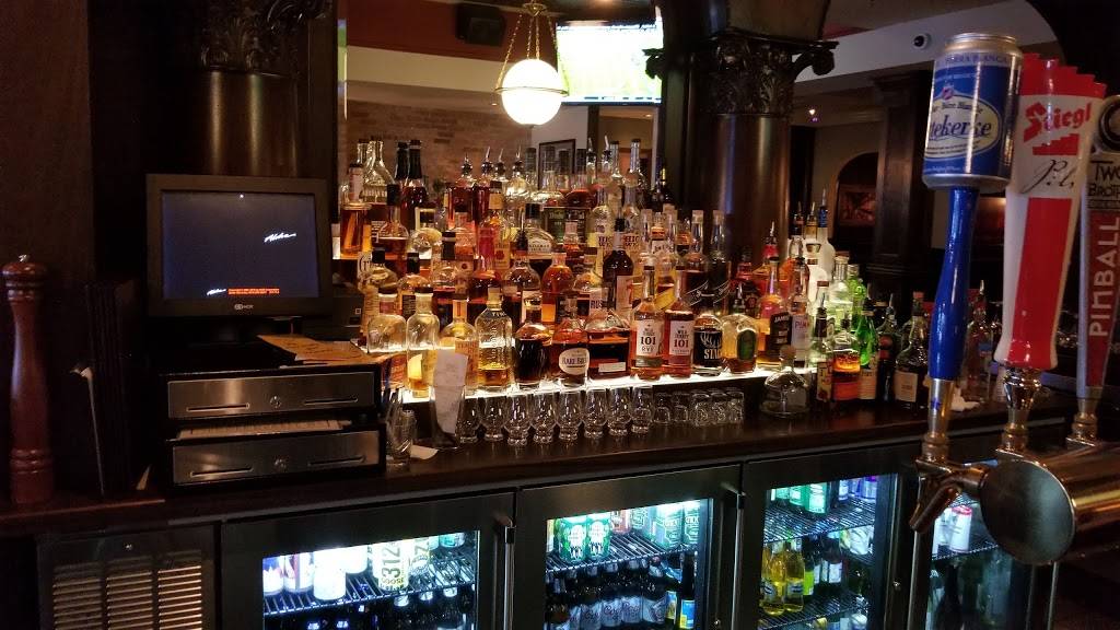 LGs Bar | restaurant | 1525 N Wells St, Chicago, IL 60610, USA | 3128889368 OR +1 312-888-9368