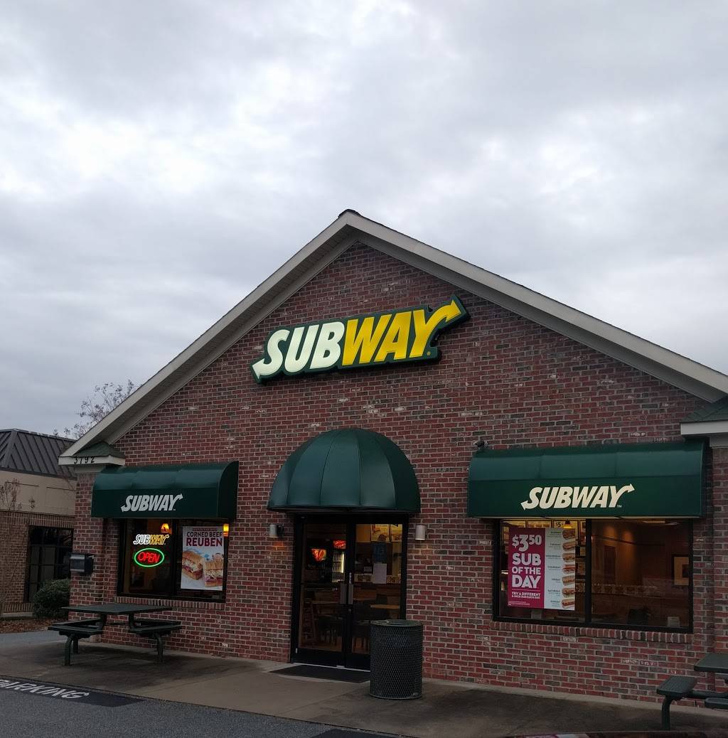 Subway | restaurant | 3792 Samet Dr, High Point, NC 27265, USA | 3368854444 OR +1 336-885-4444