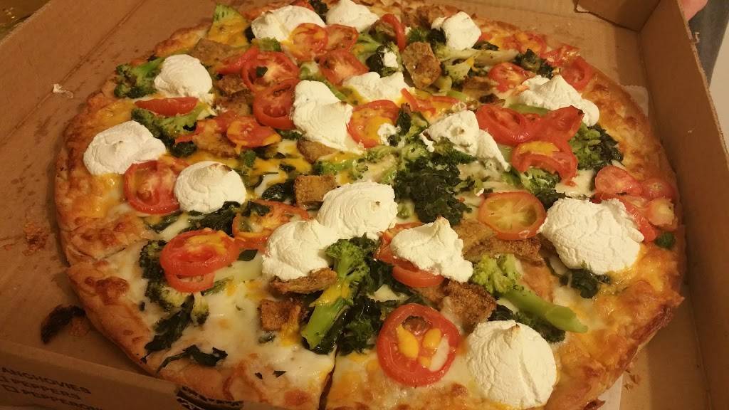 Vito & Michaels Pizzeria | restaurant | 7704 Blind Pass Rd, St Pete Beach, FL 33706, USA | 7273603658 OR +1 727-360-3658