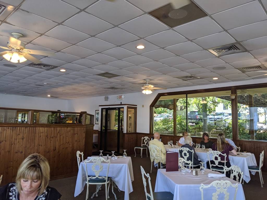 Anthonys Steak & Seafood | restaurant | 1217 Washington Ave, Ocean Springs, MS 39564, USA | 2288724564 OR +1 228-872-4564