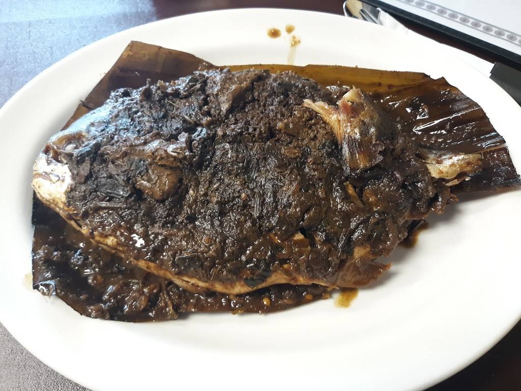 Muang Ja Catering & Restaurant | restaurant | 1410 S Hastings Way, Eau Claire, WI 54701, USA | 7158958288 OR +1 715-895-8288