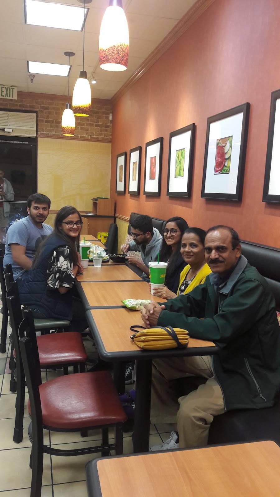 Subway | restaurant | Foothill Oaks, 1449 E F St Suite 101 F & G, Oakdale, CA 95361, USA | 2098472011 OR +1 209-847-2011