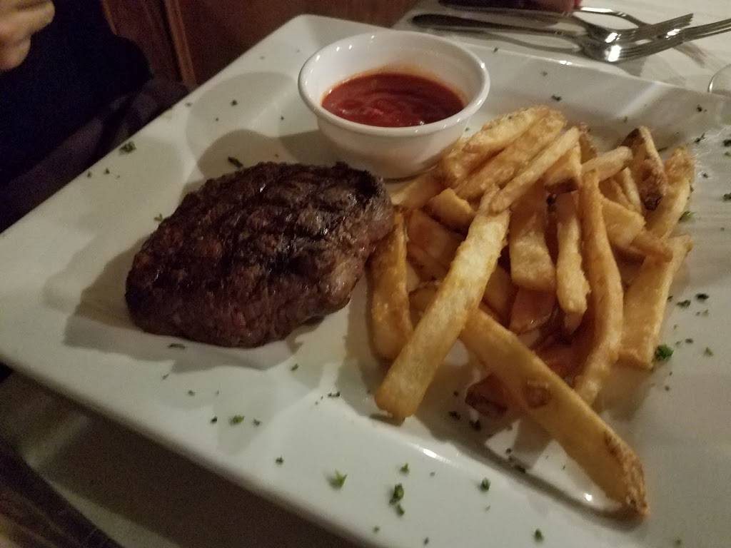 Florios Italian Restaurant & Grille | restaurant | 7300 S 13th St, Lincoln, NE 68512, USA | 4024235576 OR +1 402-423-5576