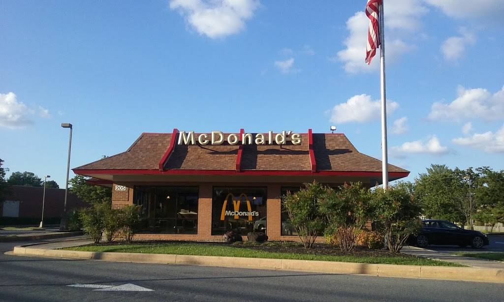 McDonalds | cafe | 205 Back River Neck Rd, Baltimore, MD 21221, USA | 4106871133 OR +1 410-687-1133