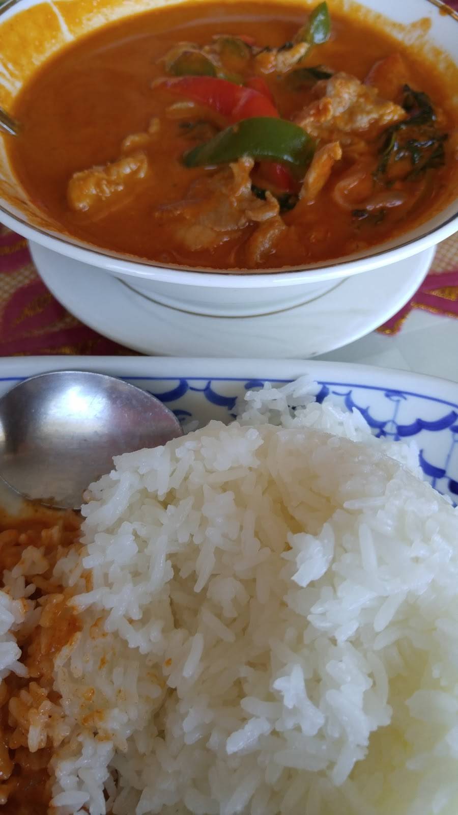 Dok Koon Thai Cuisine | restaurant | 3414 NE 52nd St, Vancouver, WA 98661, USA | 3607370936 OR +1 360-737-0936